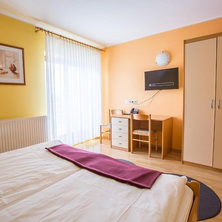 Guesthouse Beno Starse Bagian luar foto